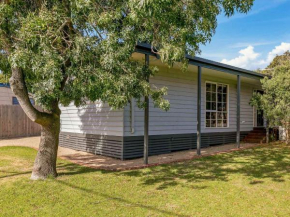 Beachcomber Bliss, Smiths Beach